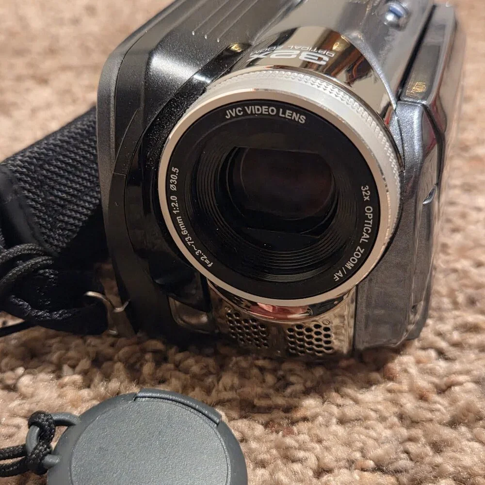 JVC Everio HDD Camcorder + Camera Bag & 2 Batteries